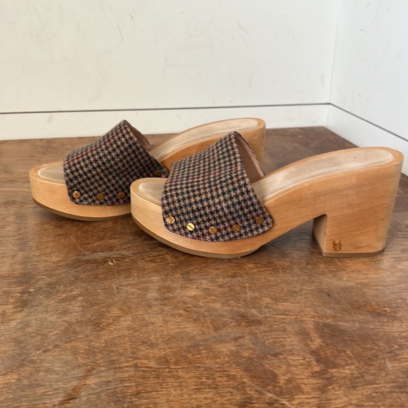 Veronica Beard Women's Hannalee Platform
Sandal in Hazelwood Houndstooth 8.5 - Picture 4 of 6